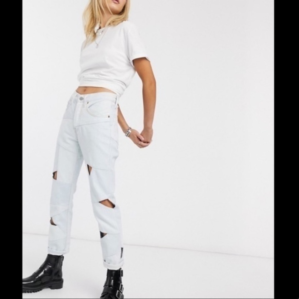 Levi’s 501 Scatter Brain High Rise Ripped Jeans Size 28 NWT